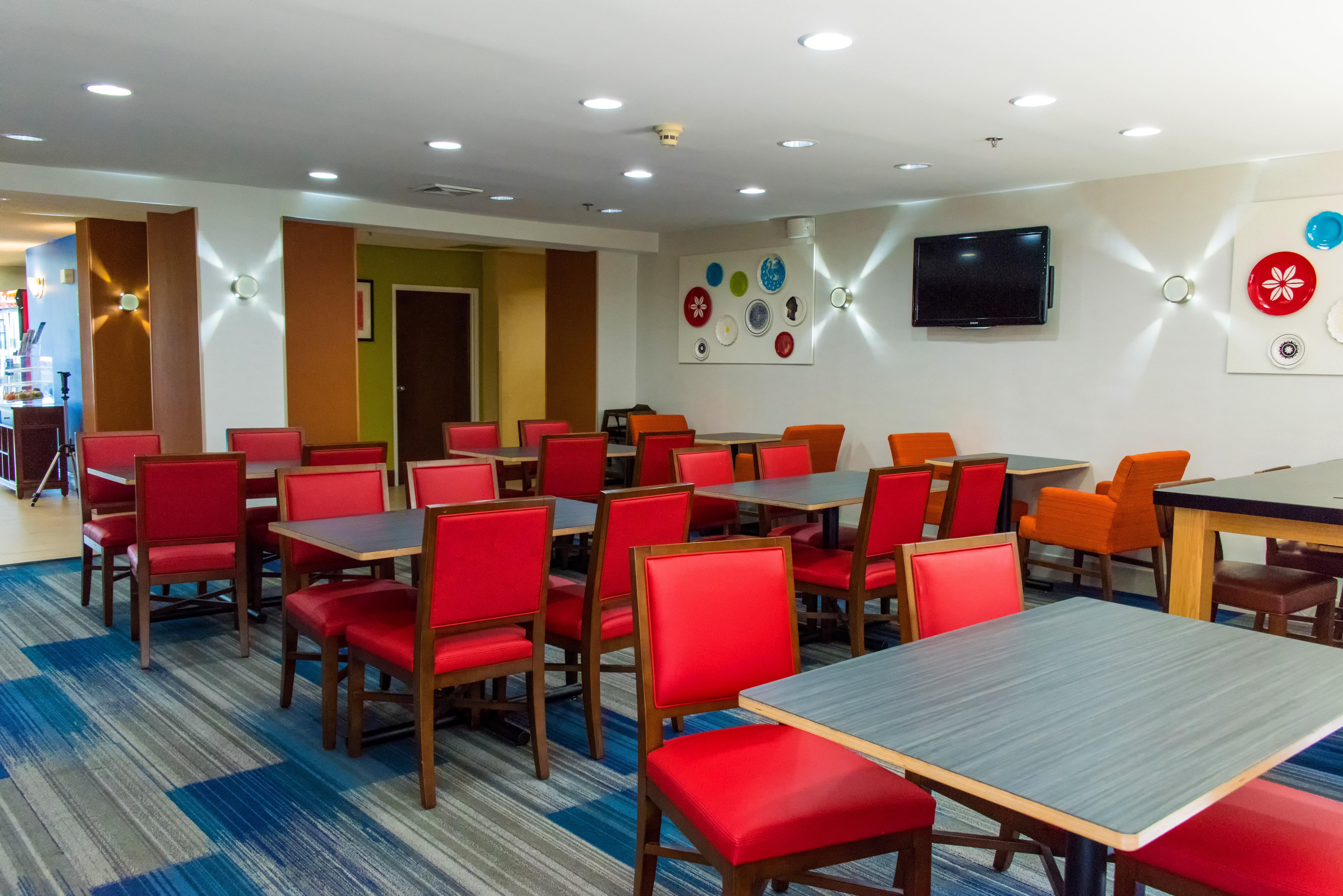 Holiday Inn Express Hotel & Suites Kinston By Ihg מראה חיצוני תמונה
